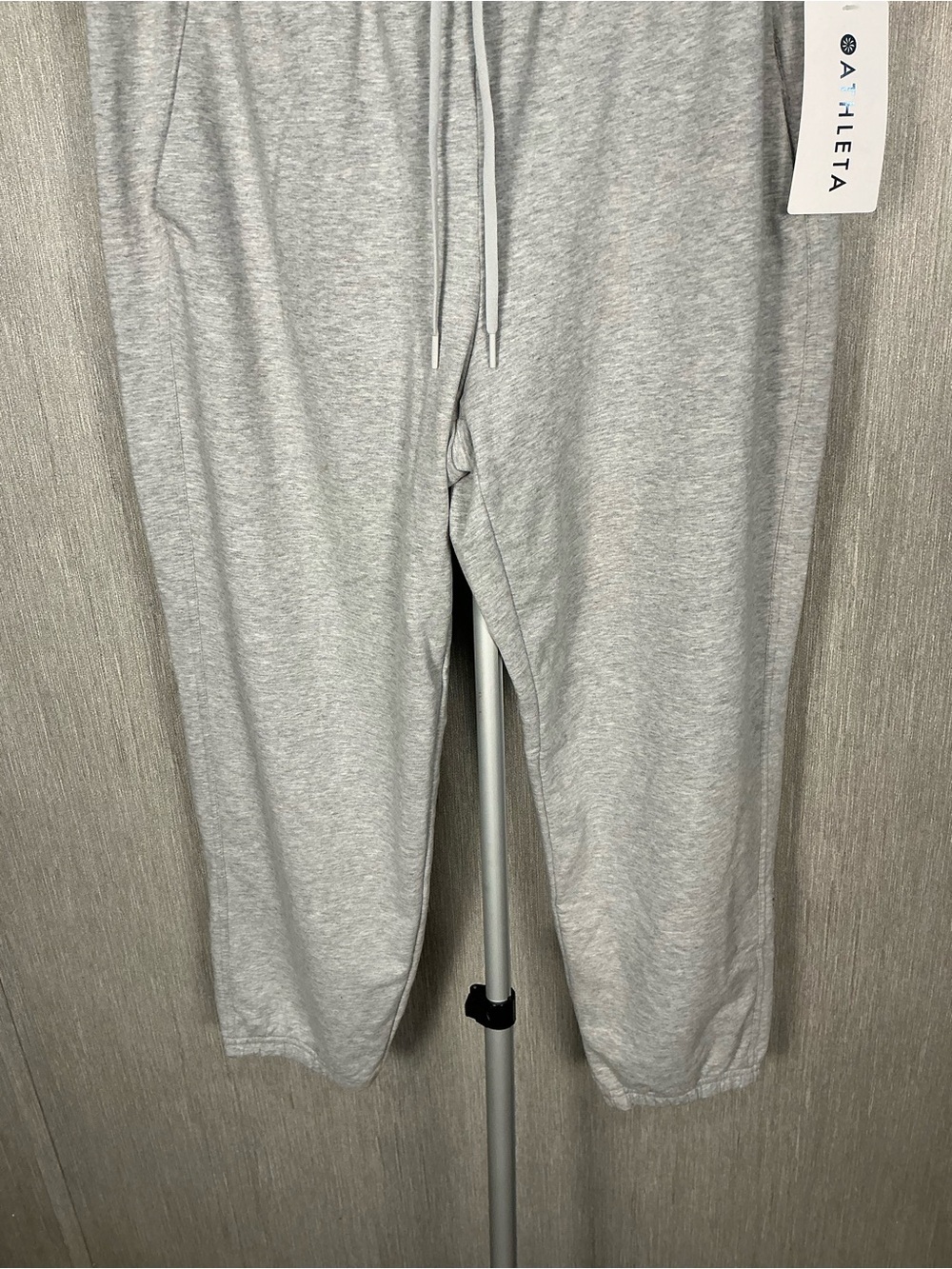 Athleta Light Gray High-Rise Drawstring Joggers Size Large - Picture 9 of 16